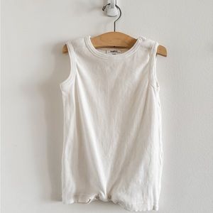 bizzxsiss snap closure white romper size 3 years. Runs small